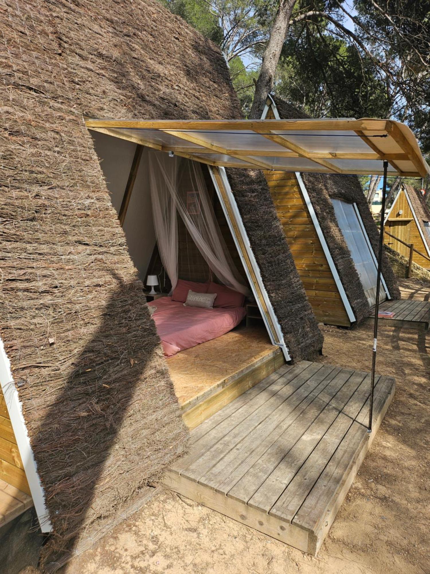 Glamping Lodge Estartit レスタルティット エクステリア 写真