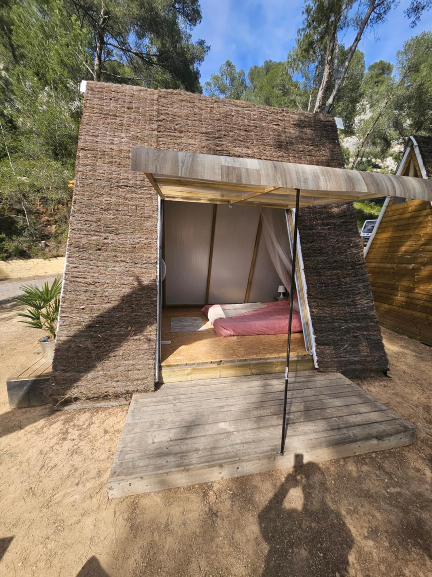 Glamping Lodge Estartit レスタルティット エクステリア 写真