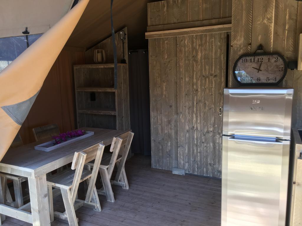 Glamping Lodge Estartit レスタルティット エクステリア 写真